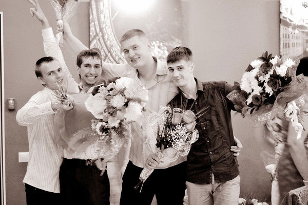 Толя Махмудов=)