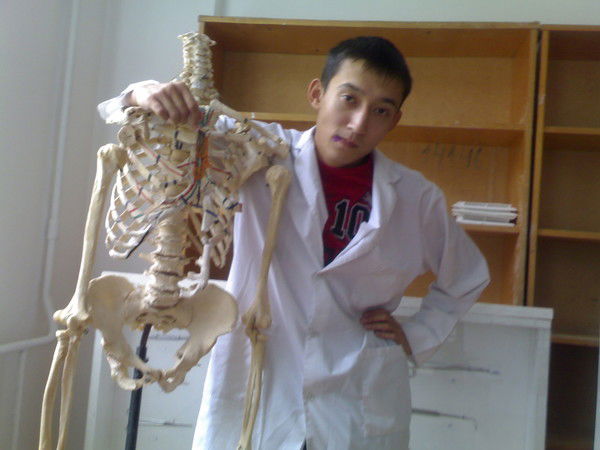 Махамбет Сабиров