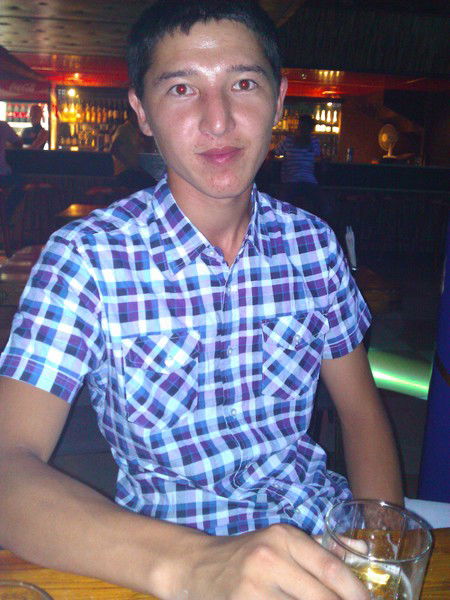 Олжас Искаков