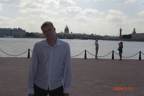 Александр Гусев