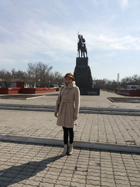 Айнур Есимханова