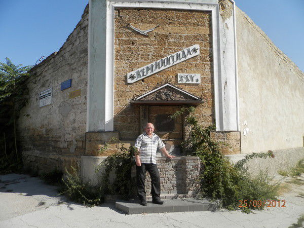 Олег Дмитриев