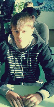 Олег Захаров