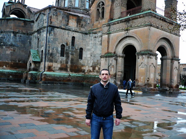 Грачья Диланян