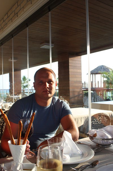 Денис Семенов