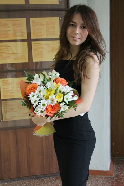 Вика Басова