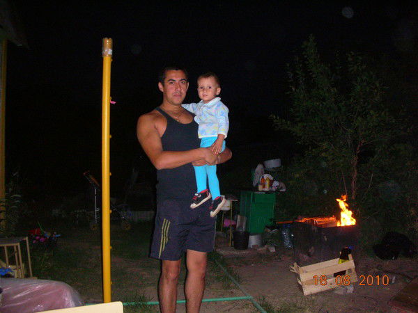 Дамир Асланов