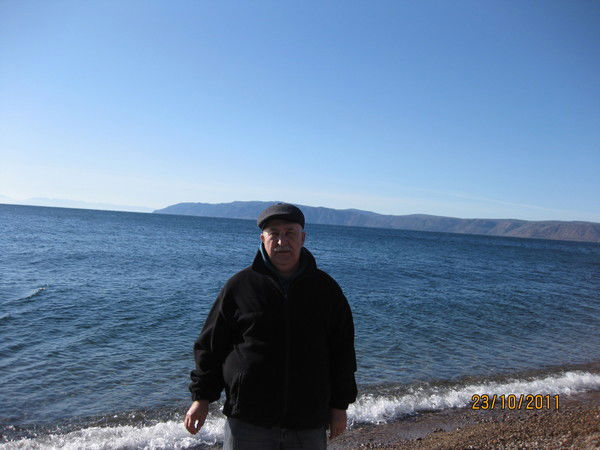 Геннадий Седых