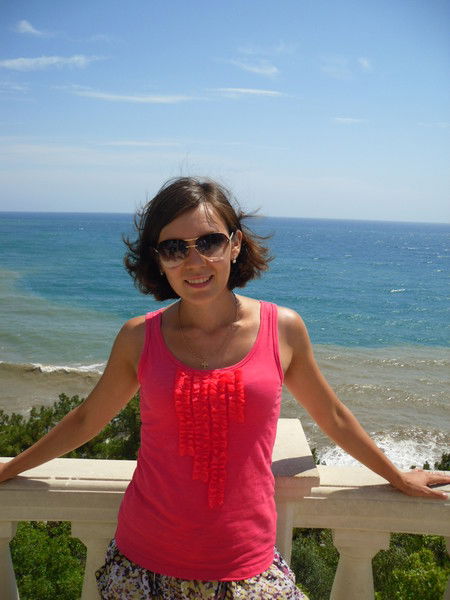 Алена Попова