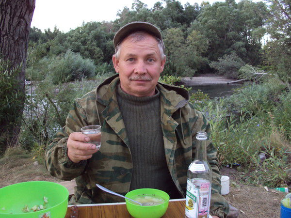 Юрий Костин