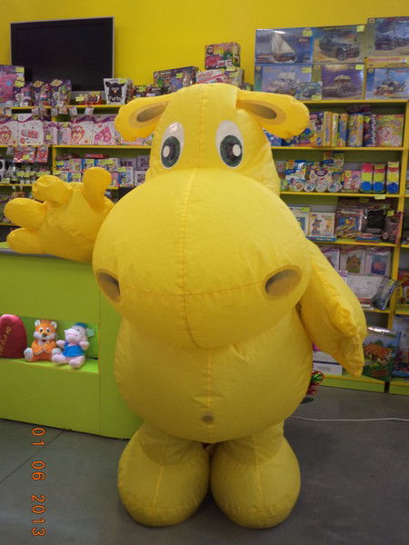 Антон Кучер