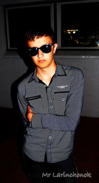 Сергей Ларин