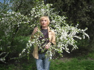 Лена Звездова