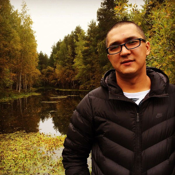 Денис Иждигатов