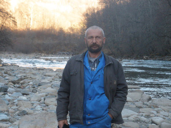 Александр Лазарев