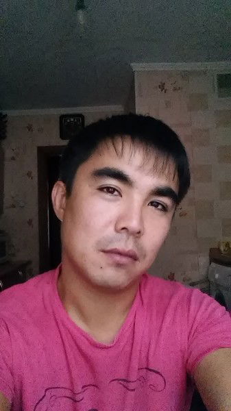 Жанат Мустафинов