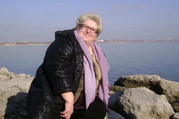 Елена Кахнич