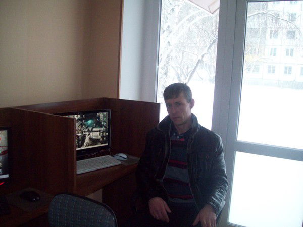 Игорь Попов