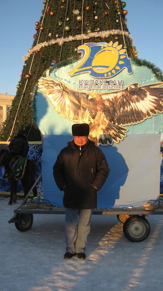 Болат Искаков