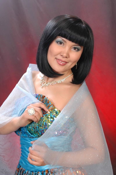 Ульмира Шарбатова