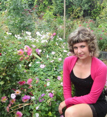 Лена Исакова