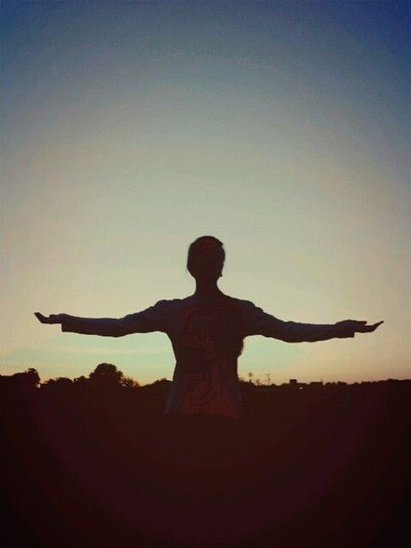 Надя Попова