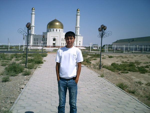 Еламан Каяпкалиев