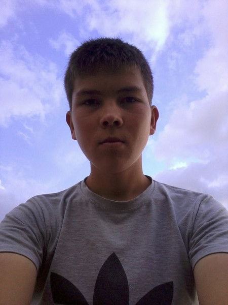 Саня Тугужеков