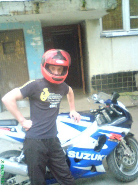 Неизвестно Неизвестно