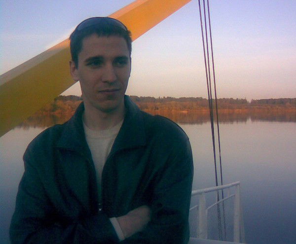 Андрей Фролов