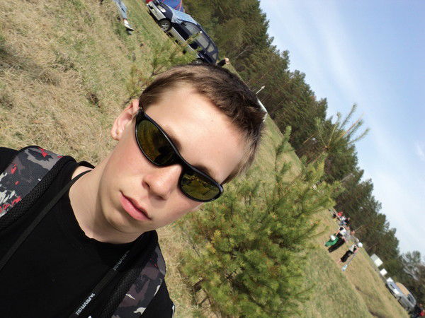 Женя Семёнов