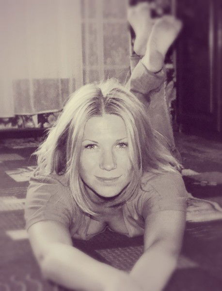 Анна Холкина