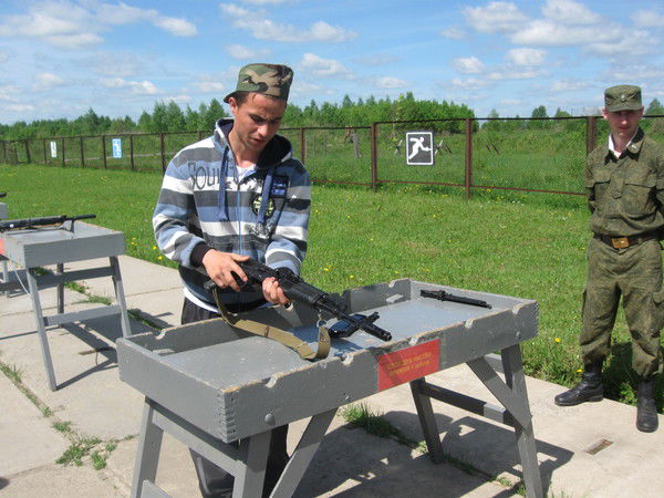 Владислав Иванов