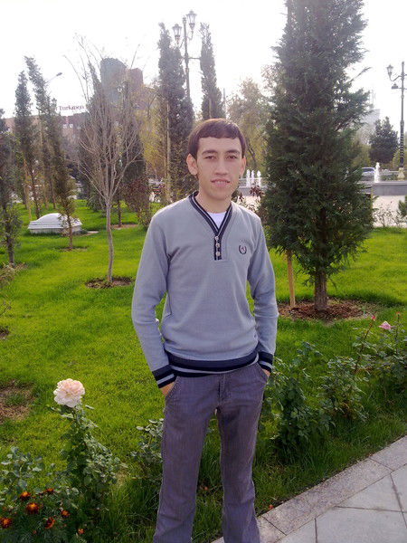 Айбек Бабаходжаев