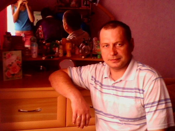 Василий Казаринов