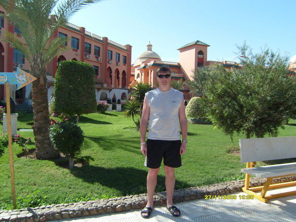 Олег Иванов