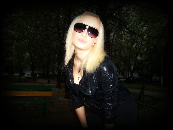 Оленька Доценко