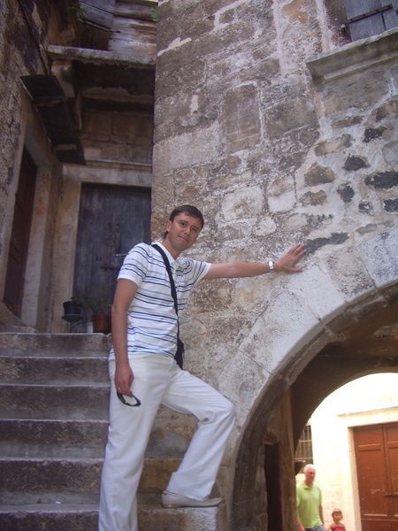 Дмитрий Аксенов