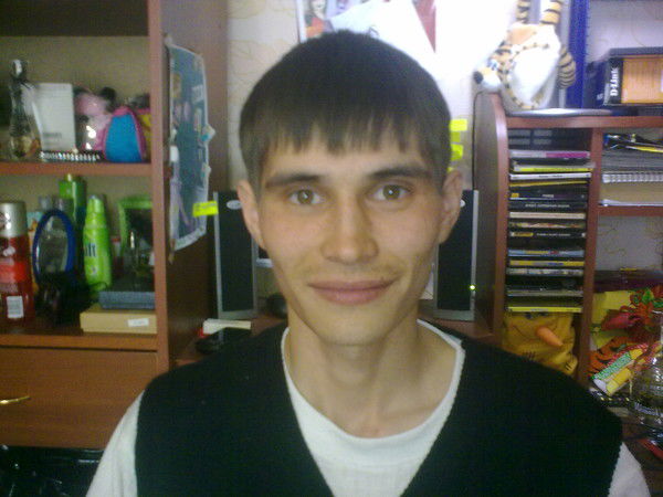 Анатолий Ахмедзянов