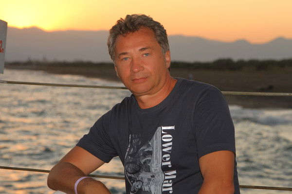 Александр Костарев