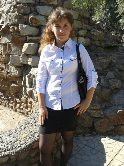 Виктория Неважно