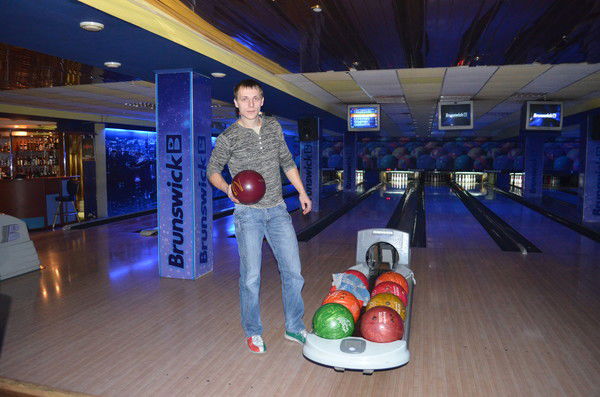 Антон Некоз