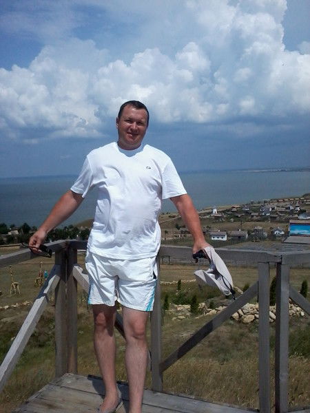 Сергей Лешаков