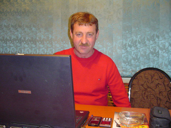 Александр Жданов