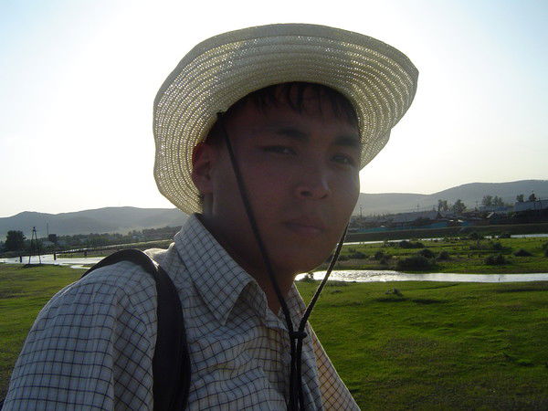 Алдар Хишектуев