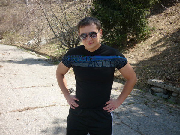 Азамат Ахметов