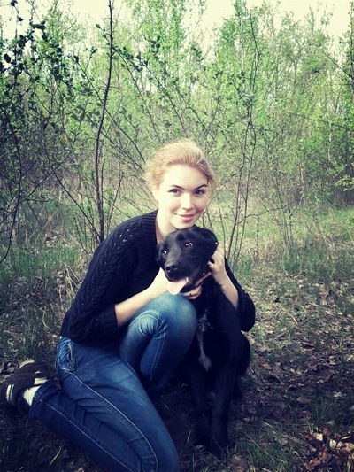 Лиза Веселова