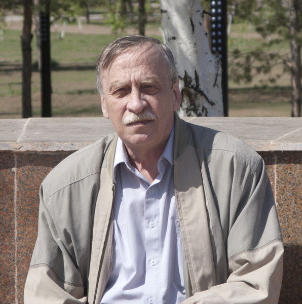 Олег Конопелько