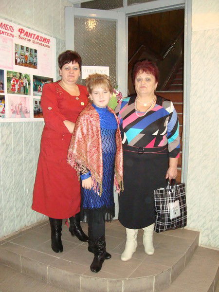 Лиз@ Попиков@