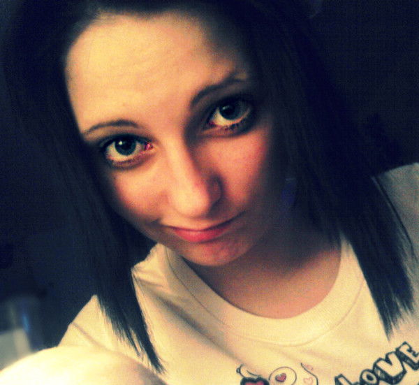 Саша Бронзова